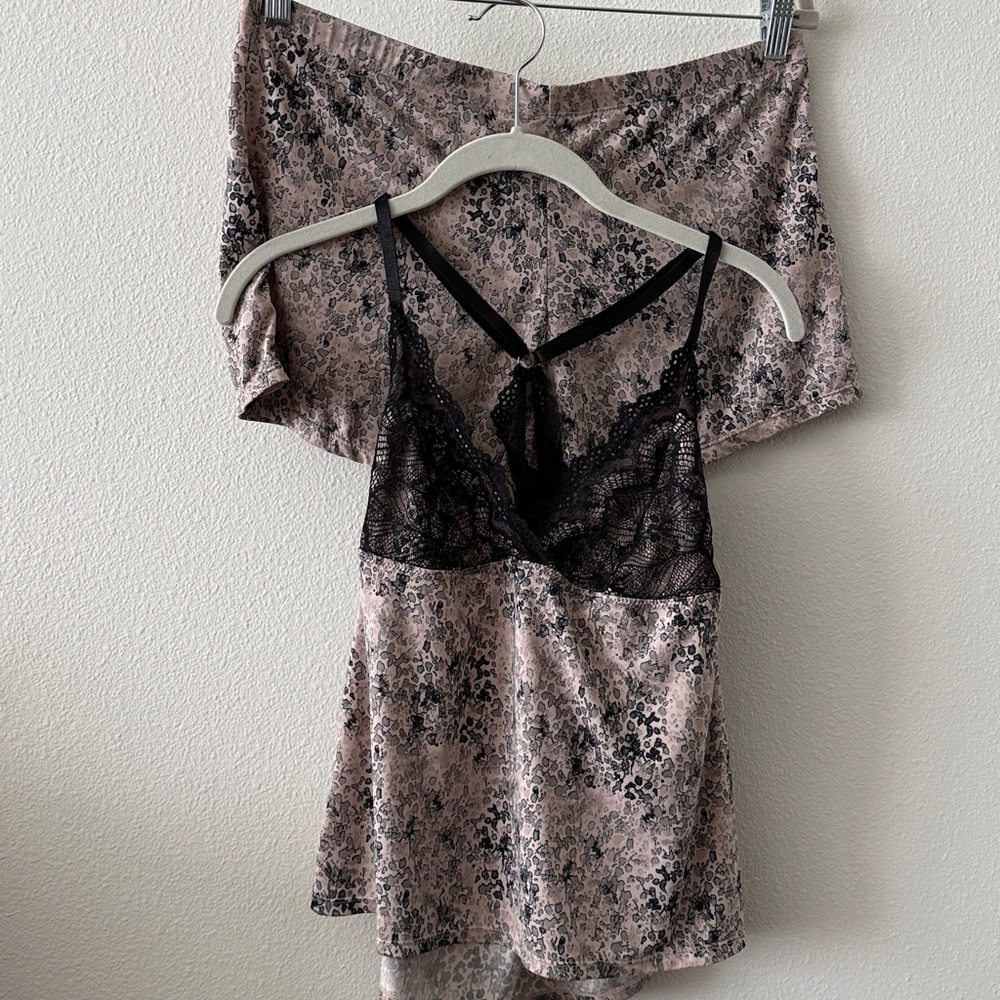Jessica Simpson Black and Pink Lace Set